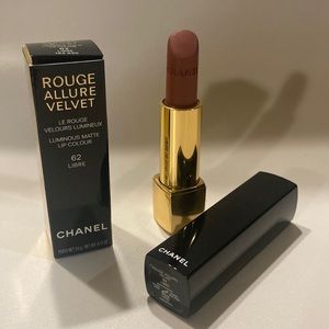 Chanel Rouge Allure Velvet #62 Libre Lipstick